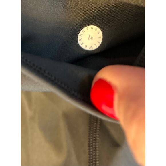 Lululemon Fast Free Crop II Nulux 18" Lightweight Naked Feel Active Run Tight 4 - Picture 7 of 7